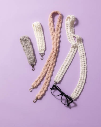 日本鈎織圖解書: 四季可用的鉤針手機掛繩 1s